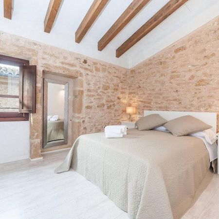 Villa Casa Sa Pedra, en el centro histórico de Alcudia Exterior foto